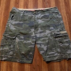 UnionBay Camo Workwear Essential Cargo Shorts Size 38